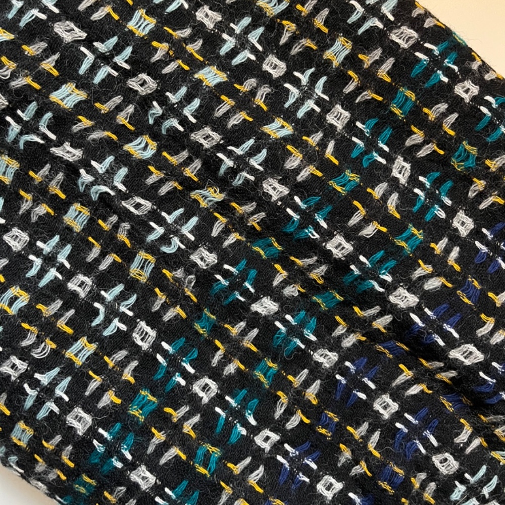 Scarf - Picture 7 of 7